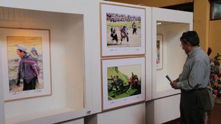 Escenas y personajes de Ayacucho en exhibición fotográfica