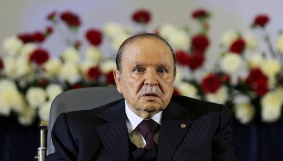 El lunes, la presidencia argelina había anunciado en un comunicado que Buteflika renunciaría antes del término de su actual mandato el 28 de abril. (EFE)