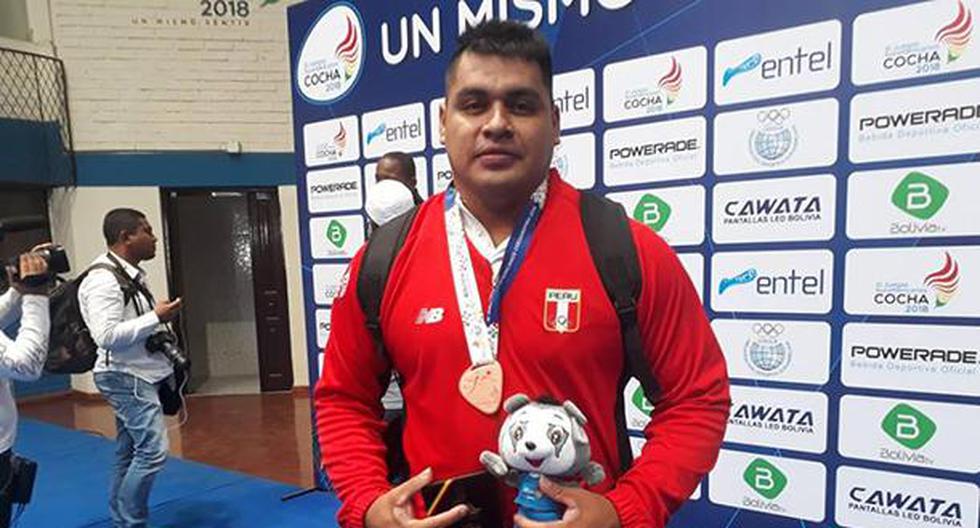 El peruano Hernan Viera se quedó con el tercer lugar en levantamiento de pesas, modalidad arranque. (Foto: IPD)