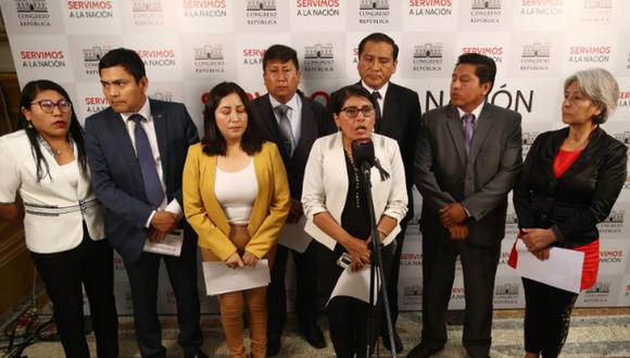 Bancada de Perú Libre busca respaldo de otros grupos parlamentarios ante propuesta de consulta ciudadana.