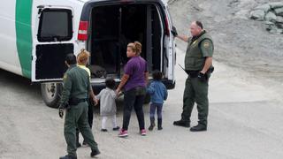 Niña de 7 años murió deshidratada en EE.UU. tras cruzar el desierto de la frontera