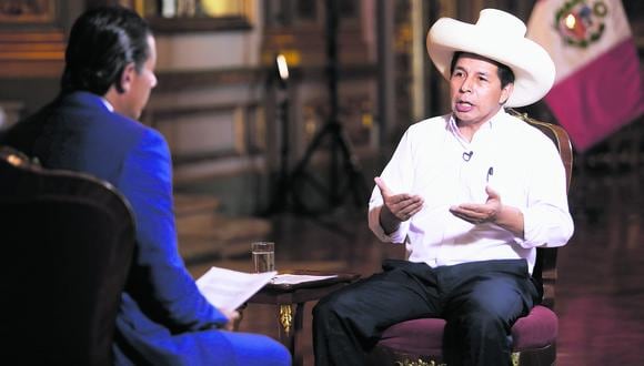 El presidente del Perú, Pedro Castillo, fue entrevista por el periodista Fernando del Rincón, de CNN en Español.