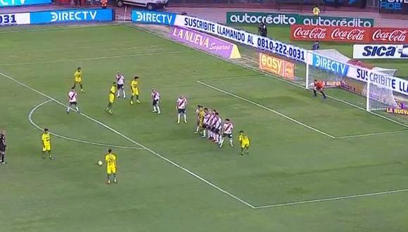 River Plate vs. Defensa y Justicia: Matías Rojas anotó el 1-0 gracias a este golazo de tiro libre | VIDEO. (Foto: Captura de pantalla)