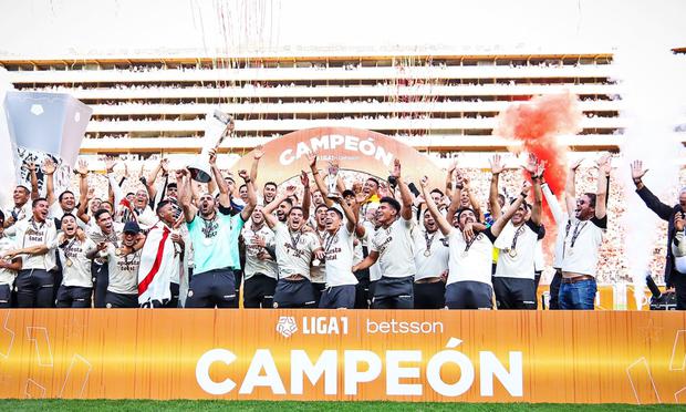 Universitario se proclamó campeón de la Liga 1 2023. (Foto: Universitario)