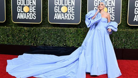 Subastarán el vestido de la marca Valentino que usó Lady Gaga en los Globos de Oro y olvidó en hotel. (Foto: AFP)