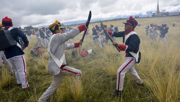 Más de 1000 escolares escenificaron la Batalla de Ayacucho. (Foto: Proyecto Especial Bicentenario)