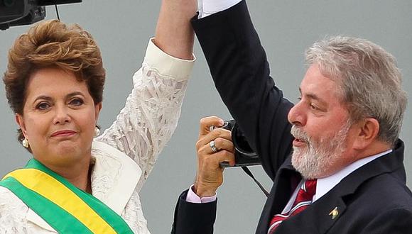 Los expresidentes de Brasil Dilma Rousseff y Lula da Silva protagonizaron sonados escándalos en la región. (Foto: AFP)