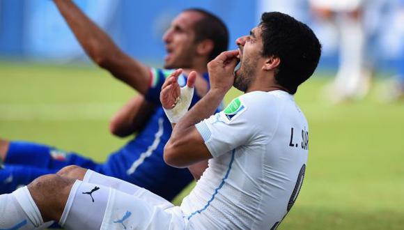 Suárez y Chiellini planean encuentro tras mordida en el Mundial