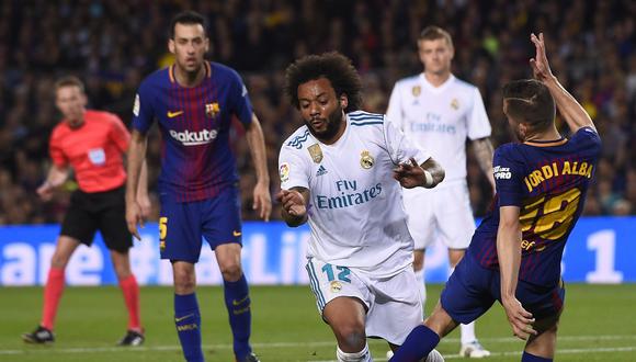 El clásico entre Barcelona y Real Madrid estuvo lleno de polémicas arbitrales. (Foto: AFP)