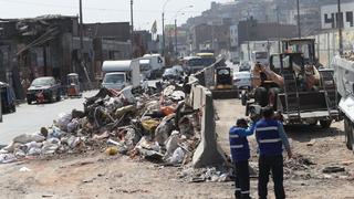 Municipalidad de La Victoria recoge residuos sólidos abandonados en Av. Nicolás Ayllón | FOTOS