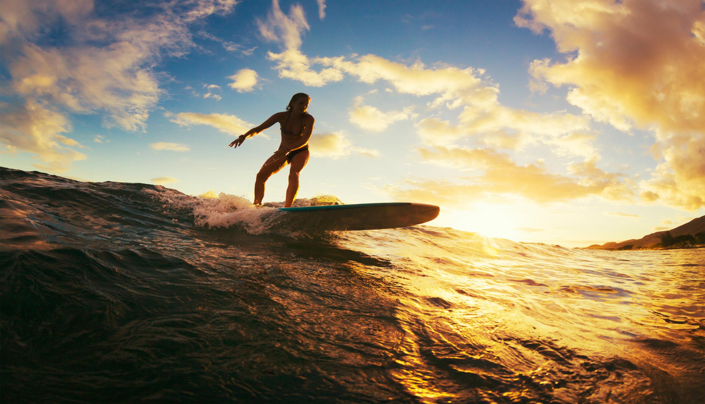 Las olas más retadoras de Sunset Beach, aparecen en invierno (de noviembre a abril) producto de las tormentas del Pacífico Norte. (Foto: Shutterstock).