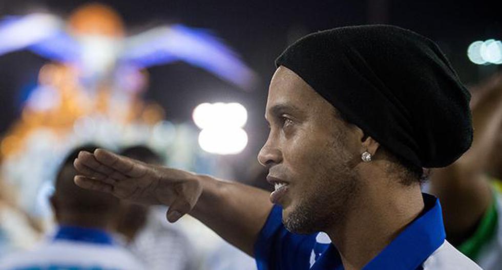 Ronaldinho eligió a un posible sucesor de su talento en el FC Barcelona. El astro brasileño derrochó elogios contra esta estrella. (Foto: Getty Images)