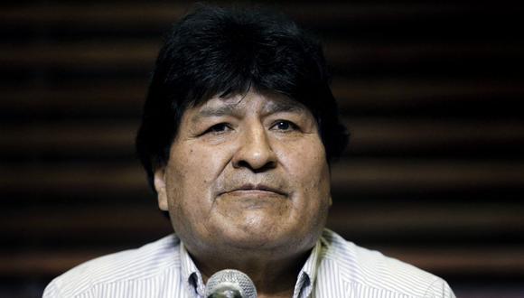 El expresidente de Bolivia, Evo Morales, gesticula durante una conferencia de prensa en Buenos Aires, el 3 de noviembre de 2020. (Emiliano Lasalvia / AFP).