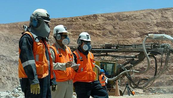 Tras la rehabilitación la semana pasada de los tramos afectados de la vía del Ferrocarril Central, la minera reinició el transporte de sus concentrados, informó Reuters. (Foto: Milpo.com)