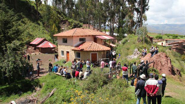 Sacsayhuamán: 60 turistas intervenidos por “frenética fiesta” - 3