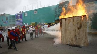 Las Malvinas: galerías usan extintores adulterados para atender incendios
