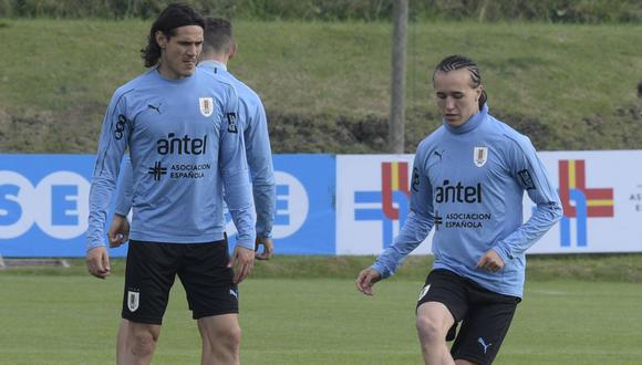 Uruguay tiene entre algodones a dos habituales titulares para el duelo contra Perú. (Foto: AFP)