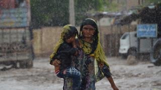 Más de 1.000 fallecidos por lluvias monzónicas en Pakistán