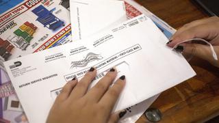 EE.UU.: Más de 1,3 millones de personas en Florida ya votaron por correo