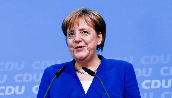 Angela Merkel logró un acuerdo para poner fin a la disputa por inmigración en la coalición de gobierno. (Foto: EFE/Filip Singer)