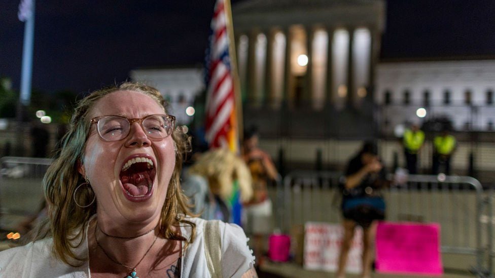 Protests in front of the United States Supreme Court.  (Photo: Getty Images)