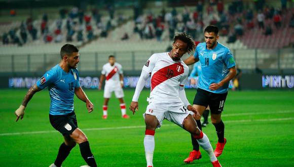 Aviso desde Uruguay a los hinchas de la selección peruana. (Foto: Reuters)
