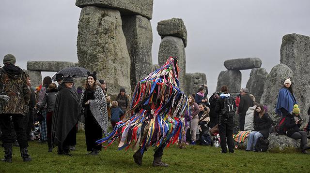 La curiosa celebración del solsticio de invierno en Stonehenge - 3