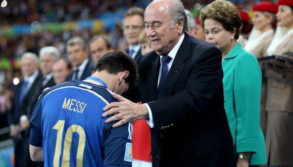 Blatter: "Fue incorrecto" darle el Balón de Oro a Lionel Messi