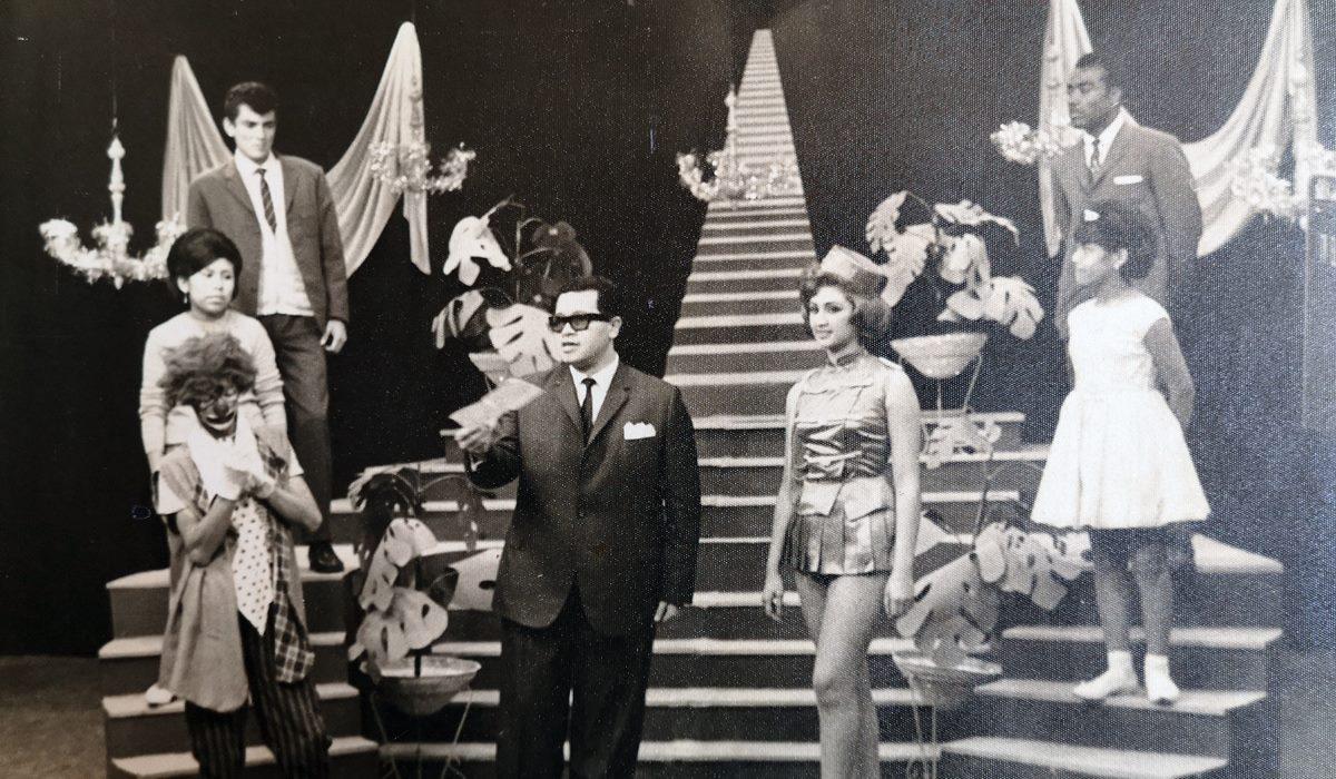 En uno de los tantos programas televisivos donde la pequeña Lucía paseó su talento. (Foto: Cortesía de la artista)