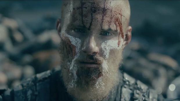 No pestañees antes de ver cómo luce el actor que interpretó a 'Bjorn  Ironside' de Vikingos en la vida real, Alexander Ludwig