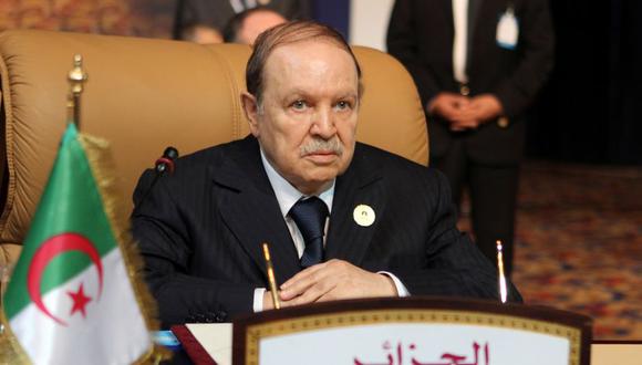 El presidente argelino Abdelaziz Bouteflika asiste a la sesión inaugural de la primera cumbre del Foro de Países Exportadores de Gas en Doha el 15 de noviembre de 2011. (Foto: REUTERS / Mohammed Dabbous).