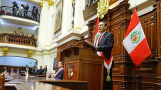 Martín Vizcarra anunció referéndum sobre reelección de congresistas
