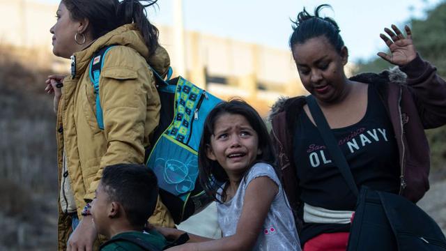 Caravana de migrantes: El desesperado intento de entrar a Estados Unidos | FOTOS (AFP)