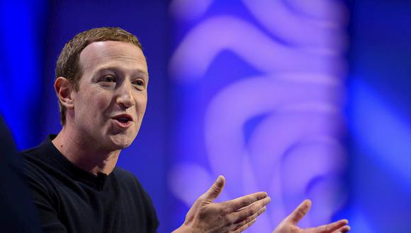 En esta imagen, el CEO de Facebook, Mark Zuckerberg, habla en la Silicon Slopes Tech Summit en Salt Lake City. (Foto de archivo: AP)