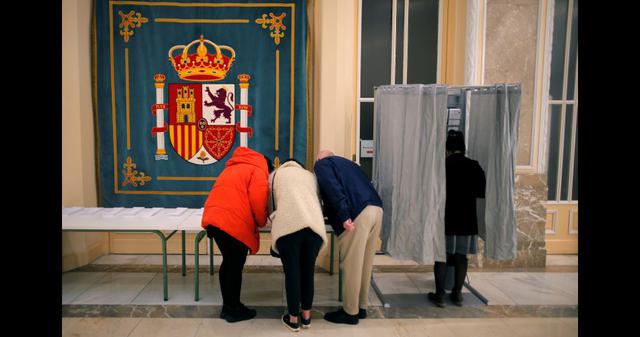 La alta participación en las elecciones en España llega a niveles récord. (Reuters).