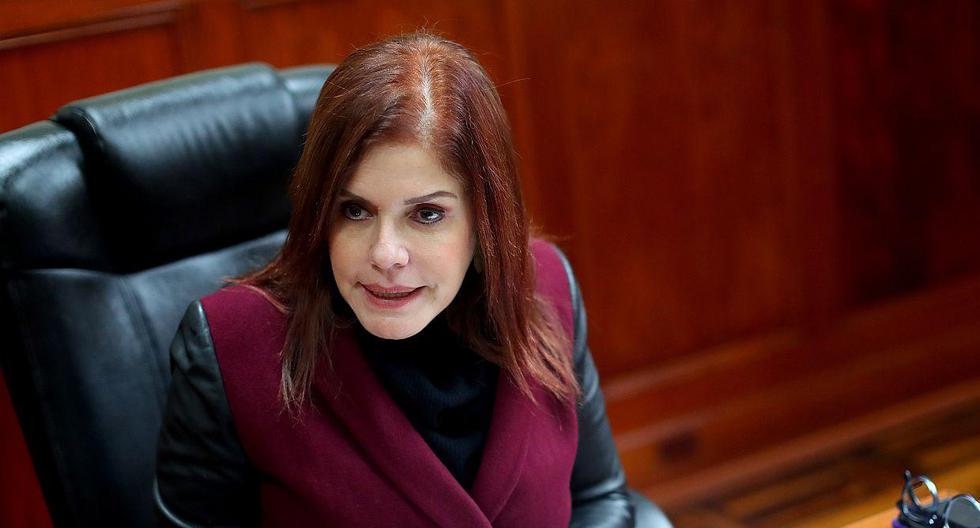 La vicepresidenta Mercedes Araoz recordó que ella y otros políticos están siendo investigados por el Ministerio Público. (Foto: USI)