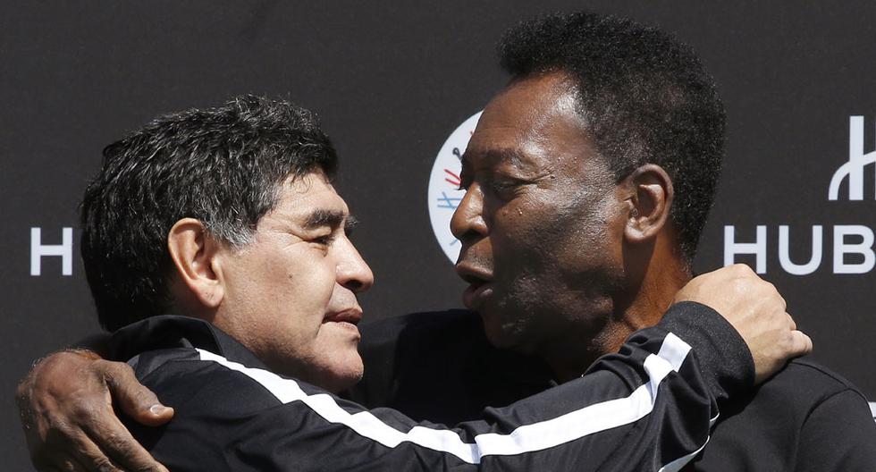 Diego Maradona y Pelé se abrazon en París y se prometieron \"no pelear más\" | Foto: AFP