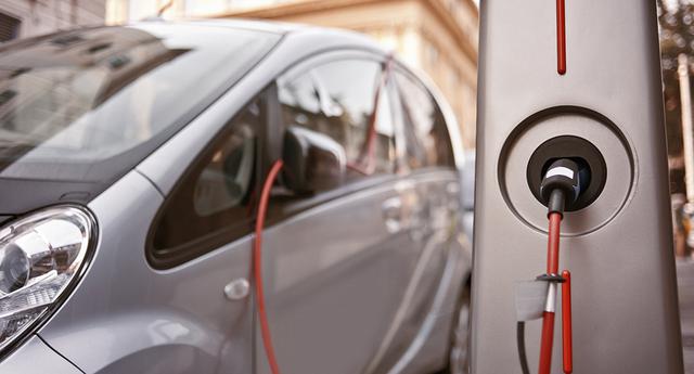 Las baterías de los autos híbridos y eléctricos son un factor importante a tener en cuenta durante esta cuarentena. (Fotos: Difusión).