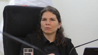 Ministra de la Mujer califica como un “exceso” y “desafortunadas” frases de Aníbal Torres contra Sol Carreño 