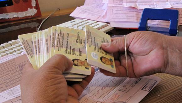 Actualmente ya no está vigente ninguna prórroga para renovar la licencia de conducir de personas particulares | Foto: Andina / Referencial