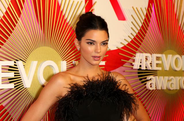 Kendall Jenner Es La Modelo Mejor Pagada Del 2018 Tuvo Ingresos Millonarios Fotos Luces 