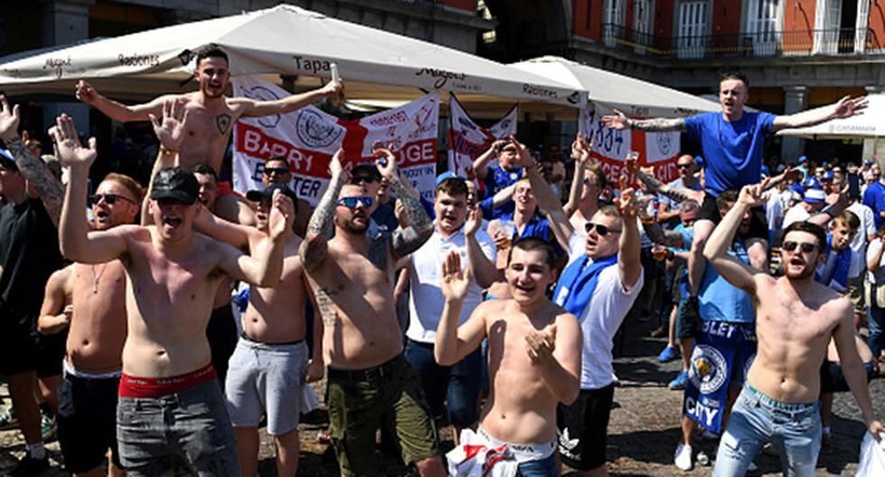 Leicester y los hinchas que deberán quedarse presos en Madrid. (Foto: Getty Images)