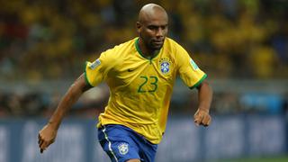 Entérate qué hizo Maicon para que Dunga lo eche de Brasil