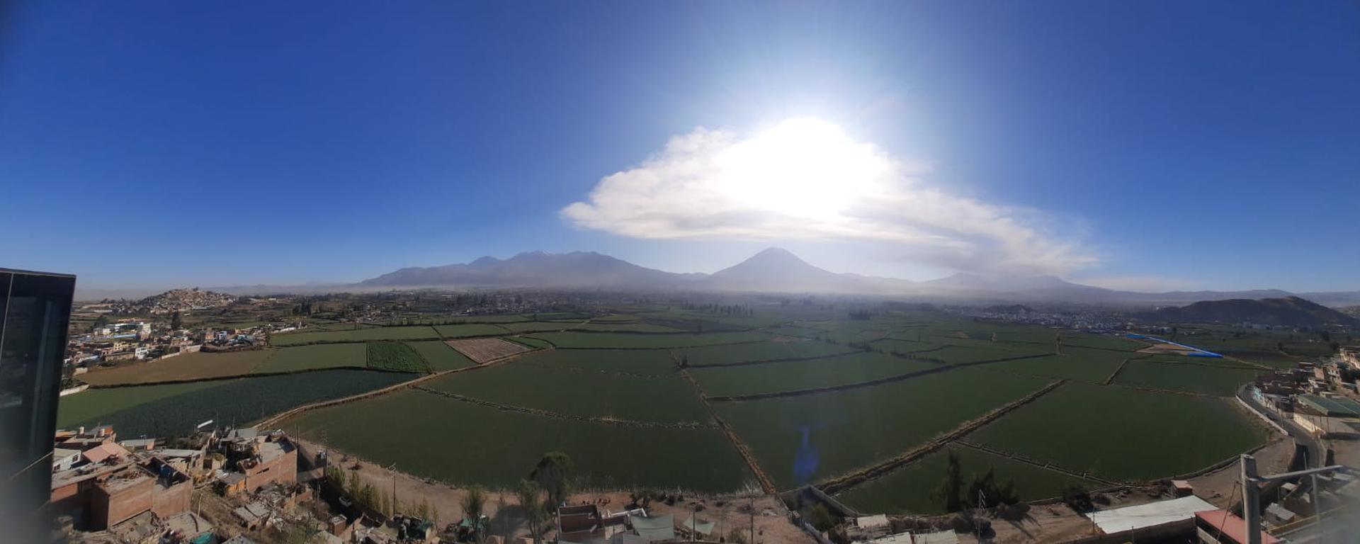 Volcán Ubinas: Nueva explosión y cenizas afectan a localidades de Arequipa