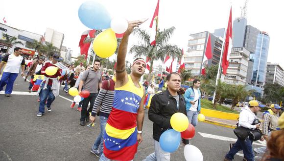 Durante la polémica elección que se realiza en Venezuela se han registrado hechos de violencia. (Foto: Hugo Pérez / El Comercio)