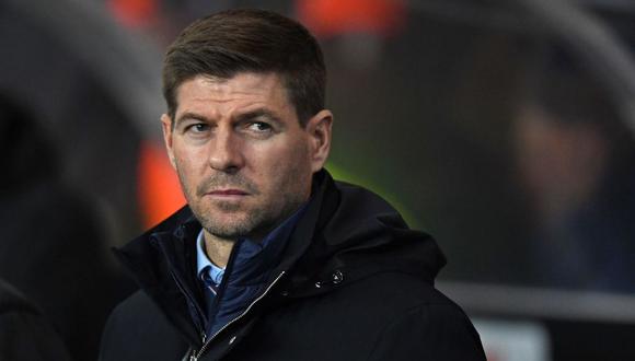 Steven Gerrard dio positivo por COVID-19 y no podrá dirigir al Aston Villa en el Boxing Day en la Premier League | Foto: AFP