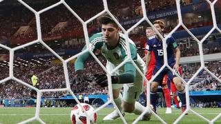 Bélgica vs. Japón: el grosero error de Courtois que casi el cuesta el 1-0