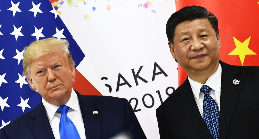 En esta foto de archivo tomada el 29 de junio de 2019, el presidente chino, Xi Jinping y el presidente de los Estados Unidos, Donald Trump, asisten a su reunión bilateral al margen de la Cumbre del G20 en Osaka, Japón. (AFP)