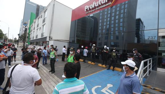 Según Asociación de AFP, 2 millones 318.300 personas de Lima Metropolitana perdieron su empleo entre marzo, abril y mayo de este año. (Foto: Andina)
