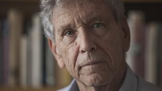 Amos Oz: murióescritor y activista israelí a los 79 años